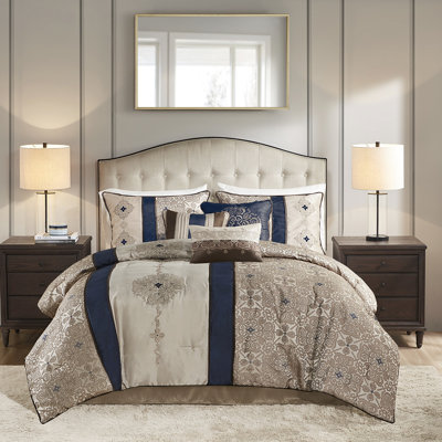 Édredon bleu marine avec 7 pièces de style luxueux et coussins décoratifs