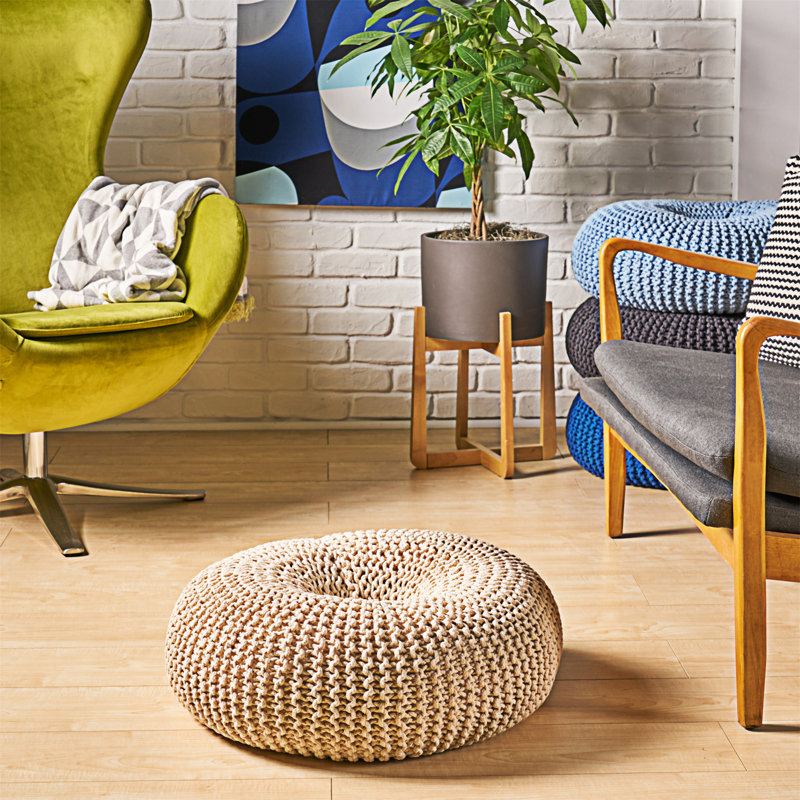 KNITED POUF