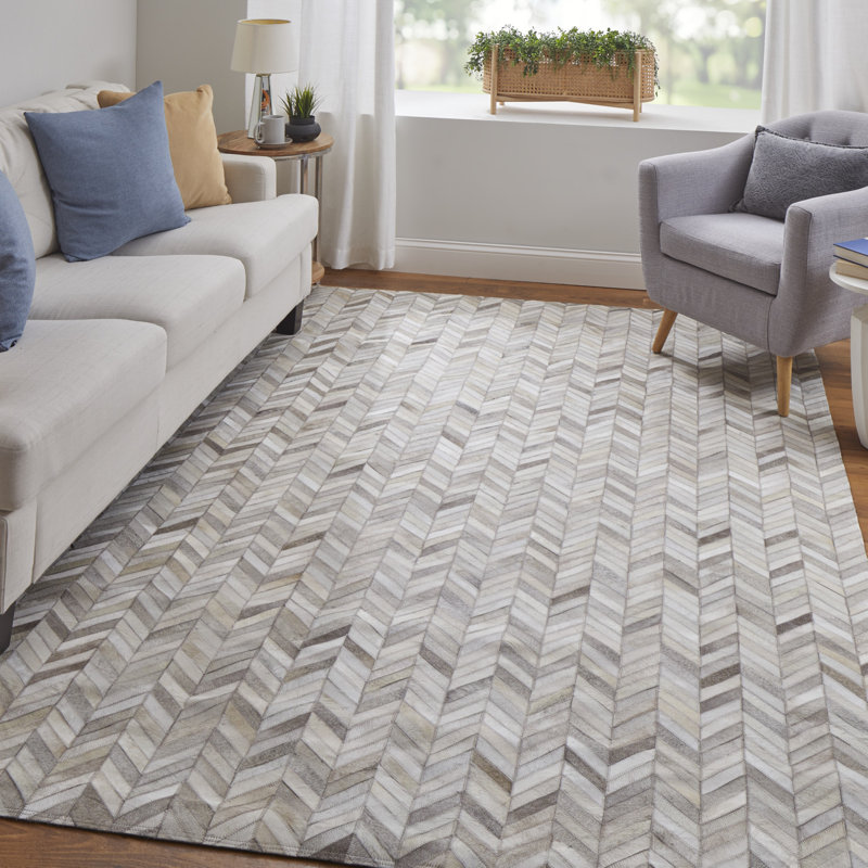 Adante Cowhide Chevron Indoor Rug, Rectangle 6' x 9'