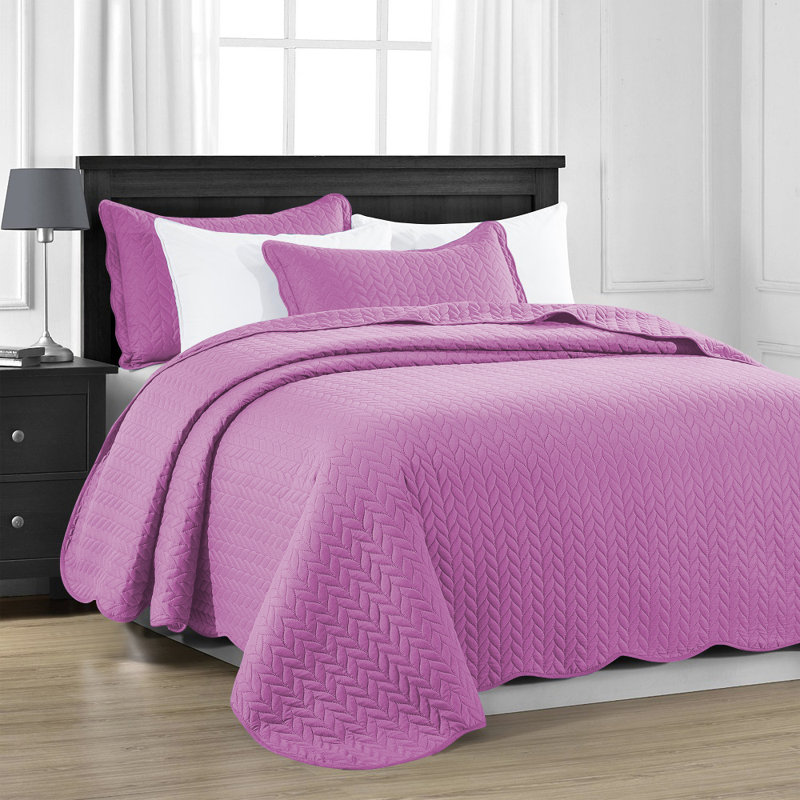 Lightweight Pre washed California King Bedspread Set | Soft Microfiber Quilt Set| Hotel-Quality Finish, Purple