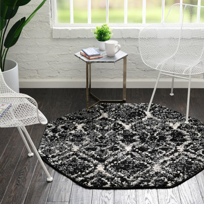 Tapis noir à motif géométrique Tucson