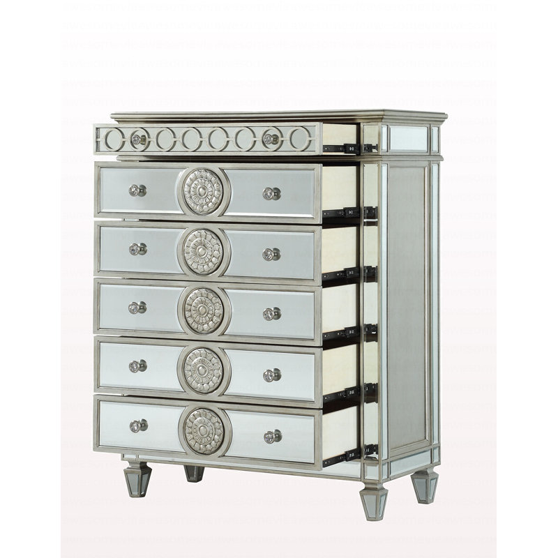 Commode moderne à finition miroir