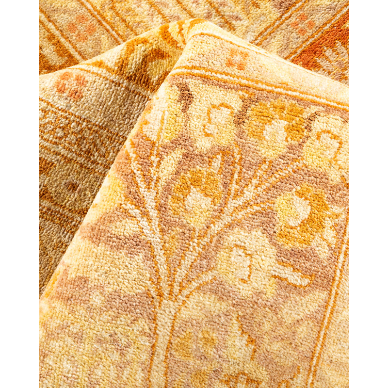 Classic One-of-a-Kind 6' 2" X 9' 2" Hand Knotted Area Rug