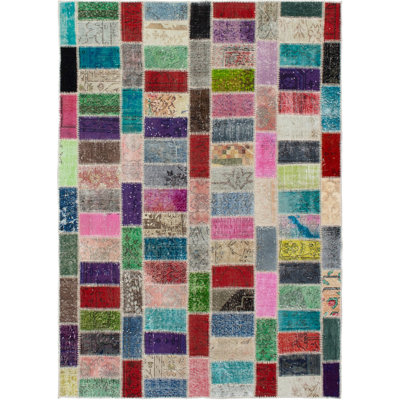 Araz One-of-a-Kind 5'4" X 7'8" 2010s Wool Area Rug in