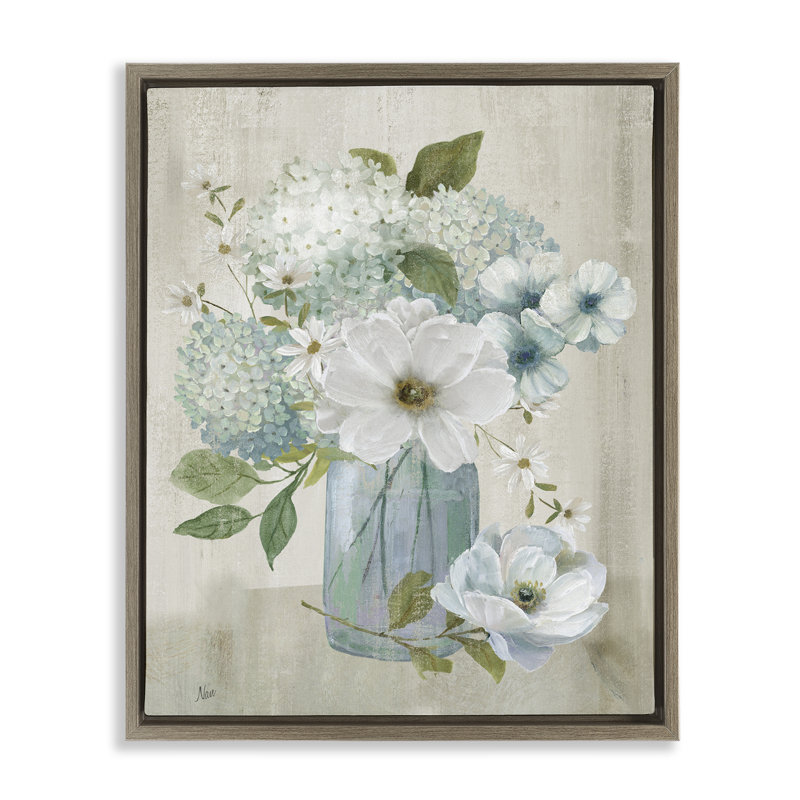 Charmant hortensia et magnolia, H 21 po x l 17 po, Cadre flottant orme Montalcino