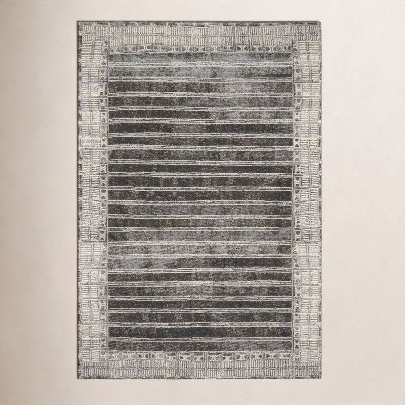 Tapis rayé gris anthracite et ivoire pour l'intérieur et l'extérieur Boden, Rectangle 5 pi 3 po x 7 pi 8 po
