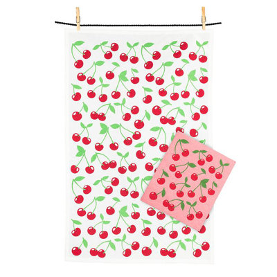 Ensemble de serviettes et cerises