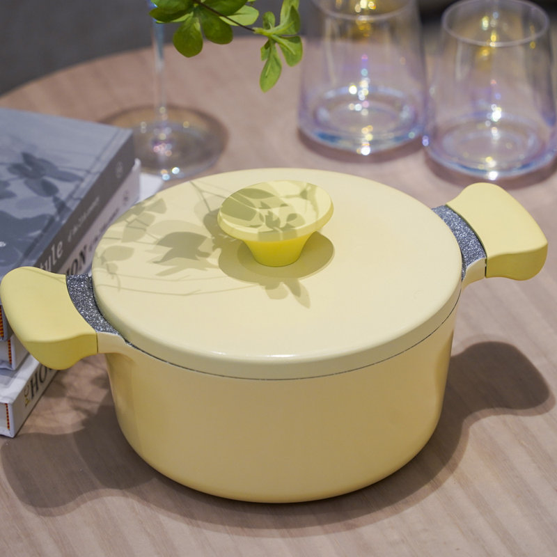 Randy Standard Pot with Lid, Yellow
