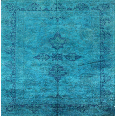Tapis oriental bleu