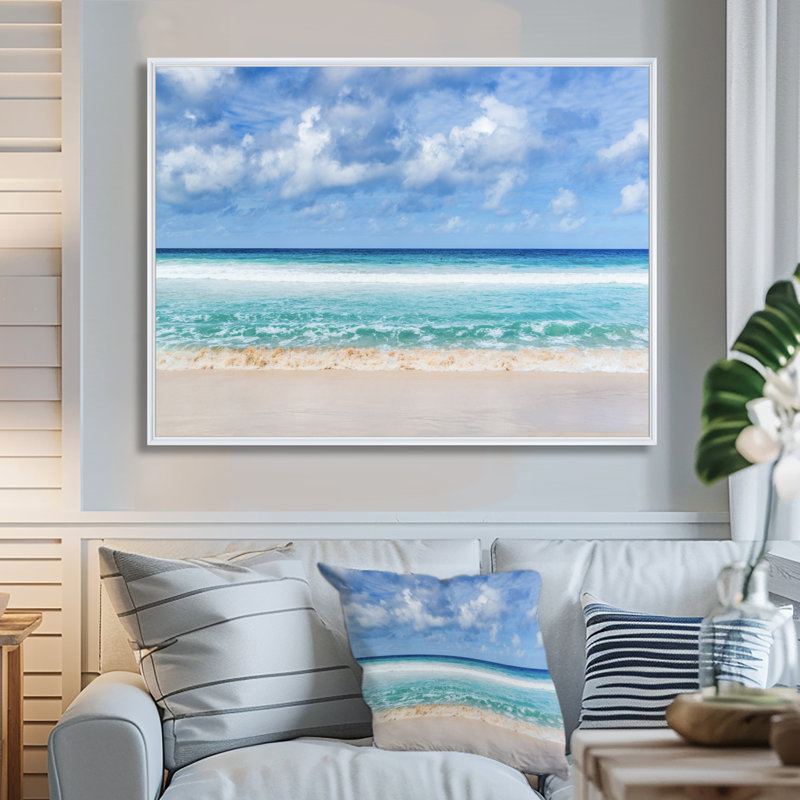 « Tranquil Beach Under White Clouds » - Impression, Reproduction avec cadre flottant, H 24 po x l 32 po, Blanc