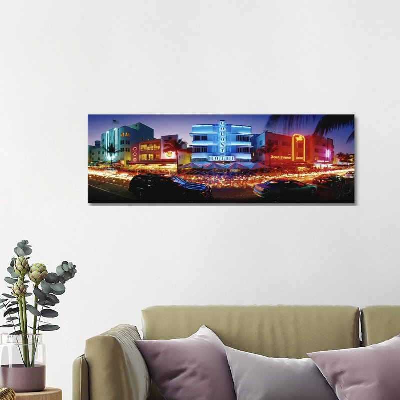 USA, Florida, Miami Beach 1 Piece Wrapped Canvas Panoramic Wall Art, 30.48 cm H x 91.44 cm W x 1.91 cm D