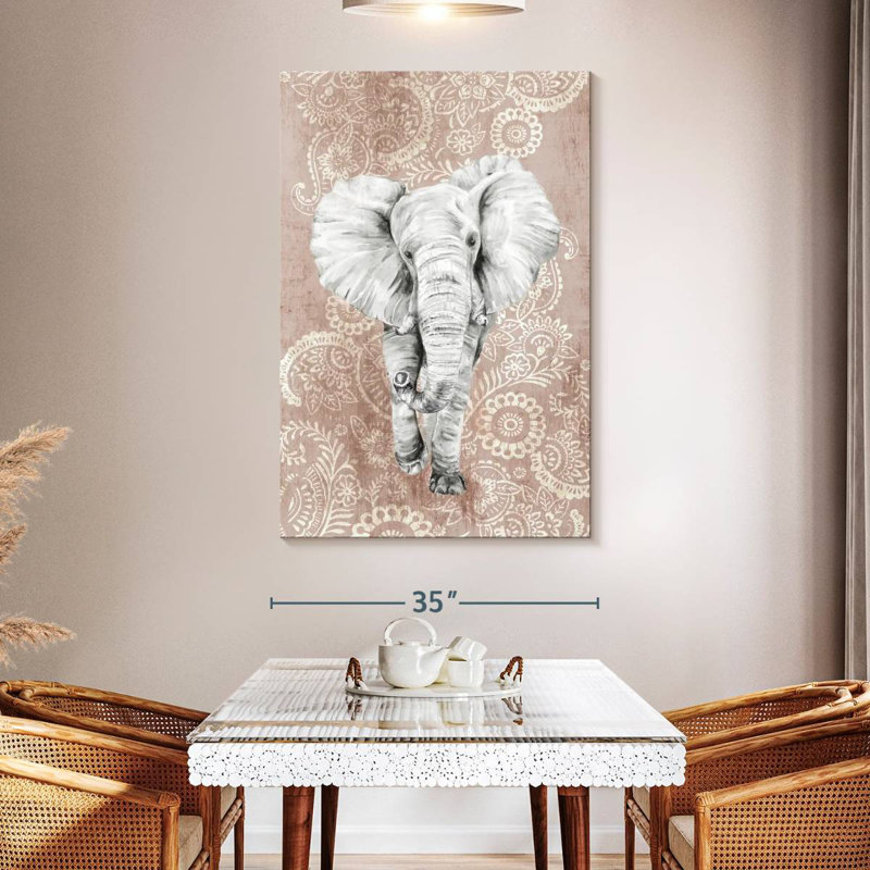 Éléphant à motif cachemire rose Brampt, H 51 po x l 34 po