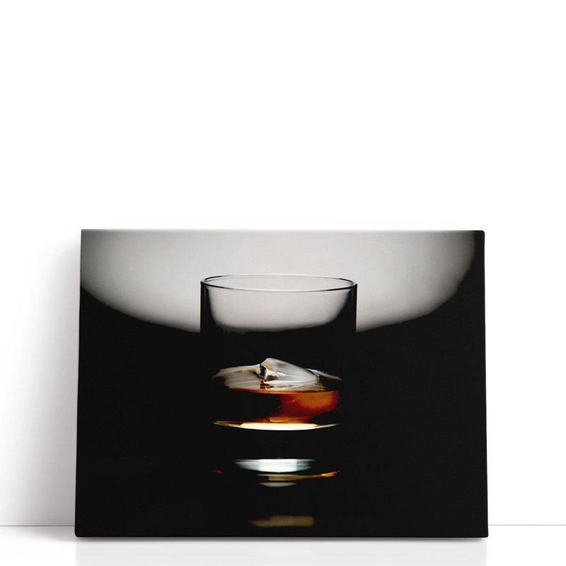 Scotch and Ice 1, noir et blanc - reproduction d'art sur toile, H 24 po x l 32 po