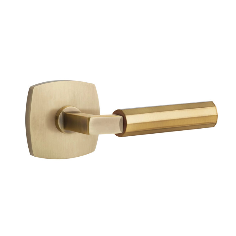 Mortaise intérieure Emtek Select avec rosette urbaine moderne et tige carrée en L, levier à facettes, Gauche, Nickel satiné