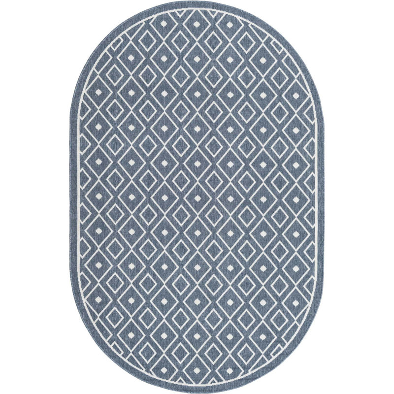 Geometric Indoor / Outdoor Rug, Oval 5'3" x 8'