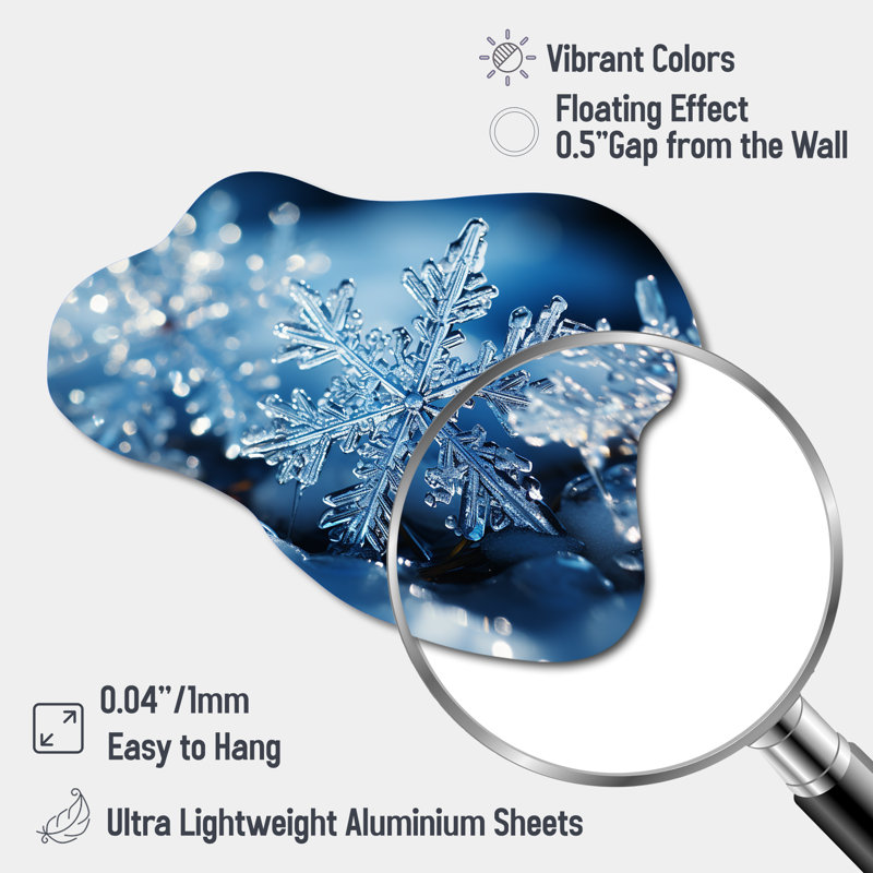 Glimmering Snowflakes II - Unique Shape Winter Landscape, reproduction d'art murale en métal Freeform