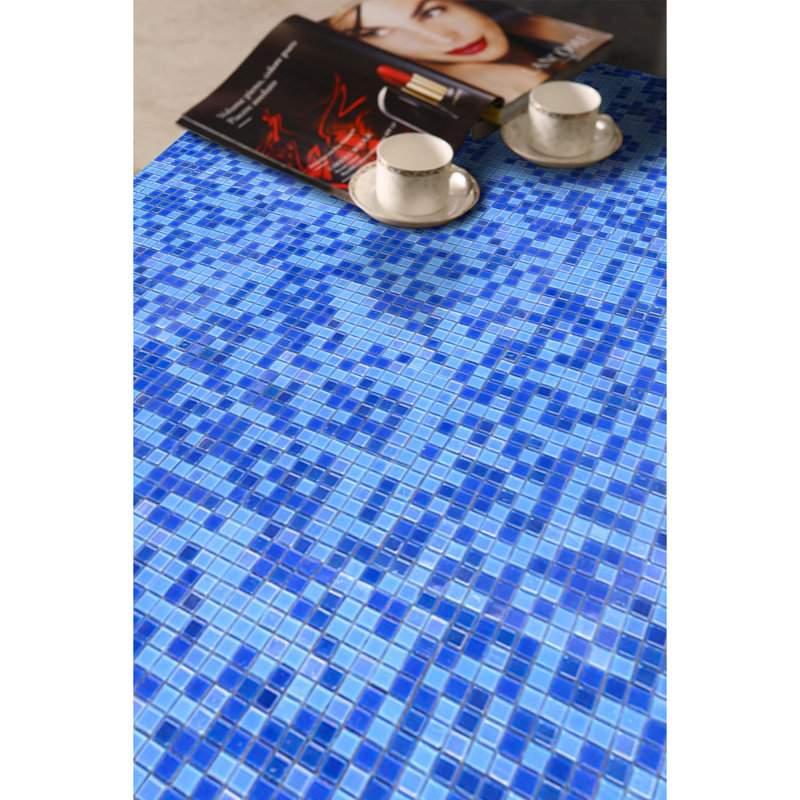 Carreau de mosaïque mural et mosaïque carré en verre pressé iridescent 0,325 po x 0,3125 po Galaxy, Bleu Neptune