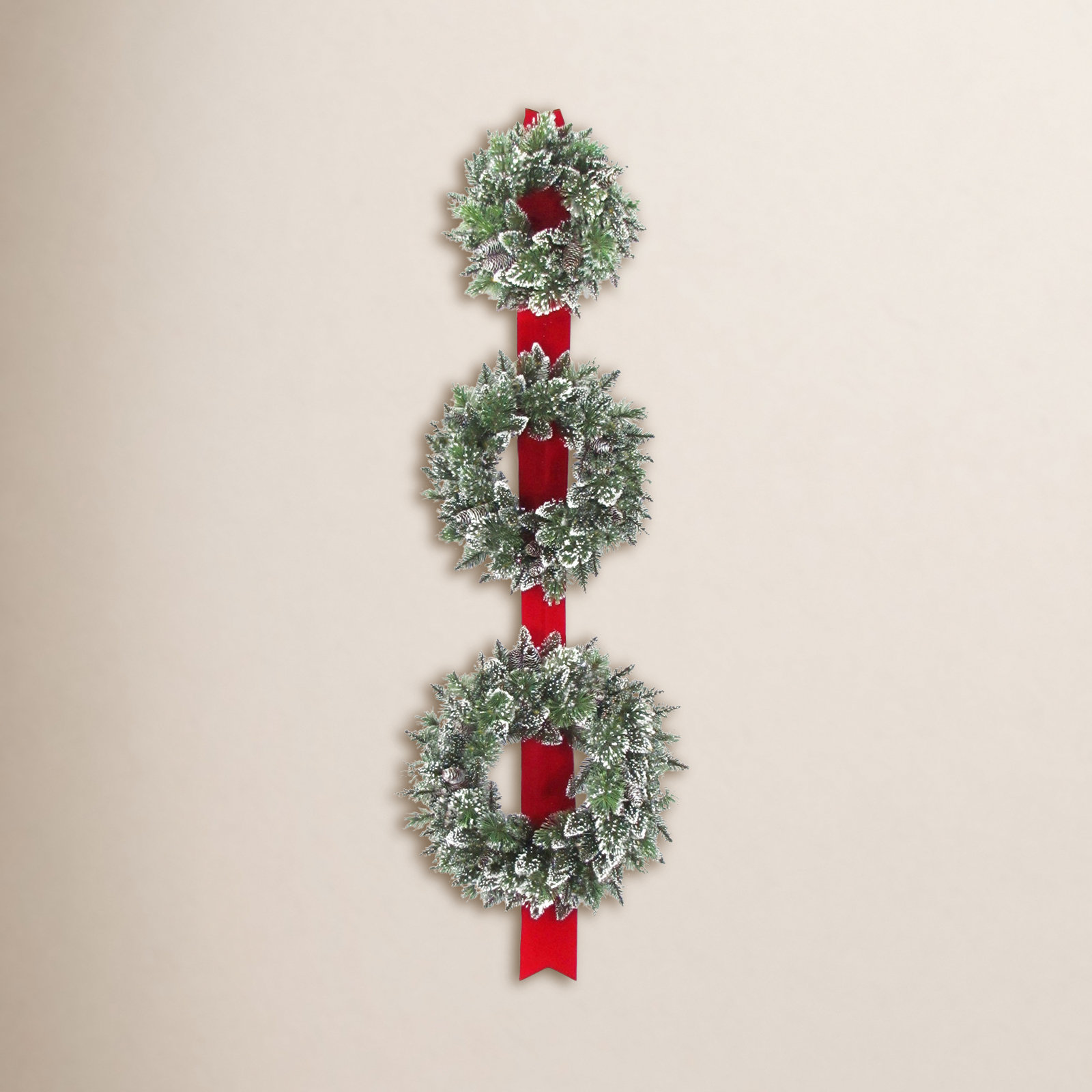 26" Handcrafted Pre-Lit Pinecone Christmas Wreath