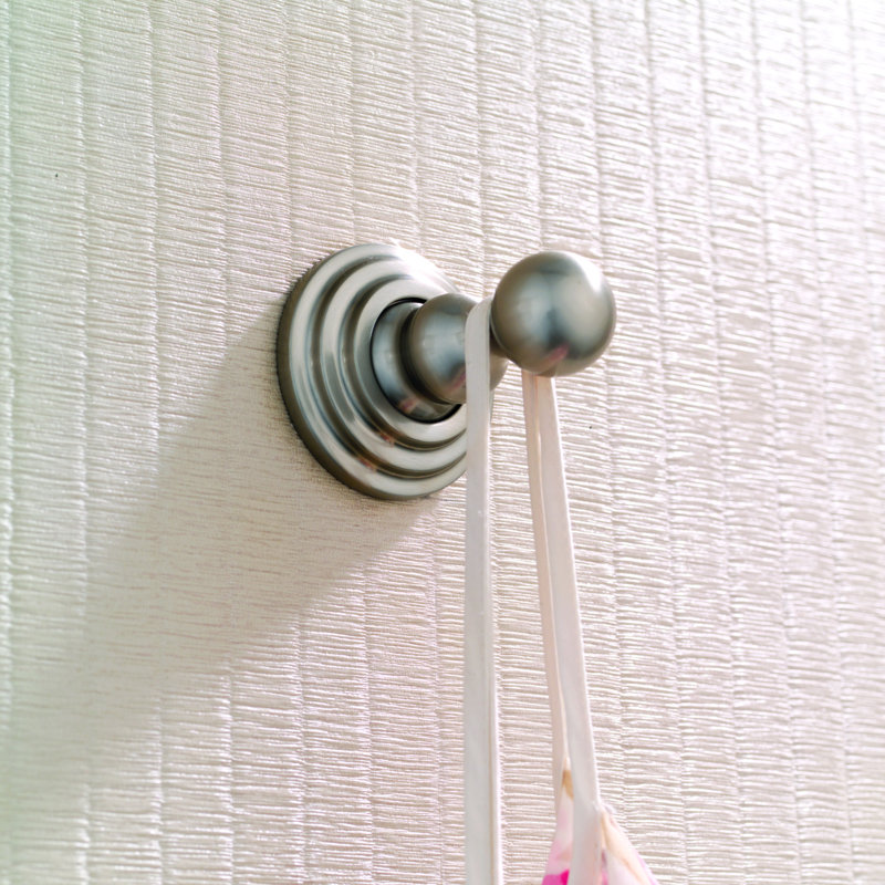 Chelsea Single Robe Hook, Satin Nickel