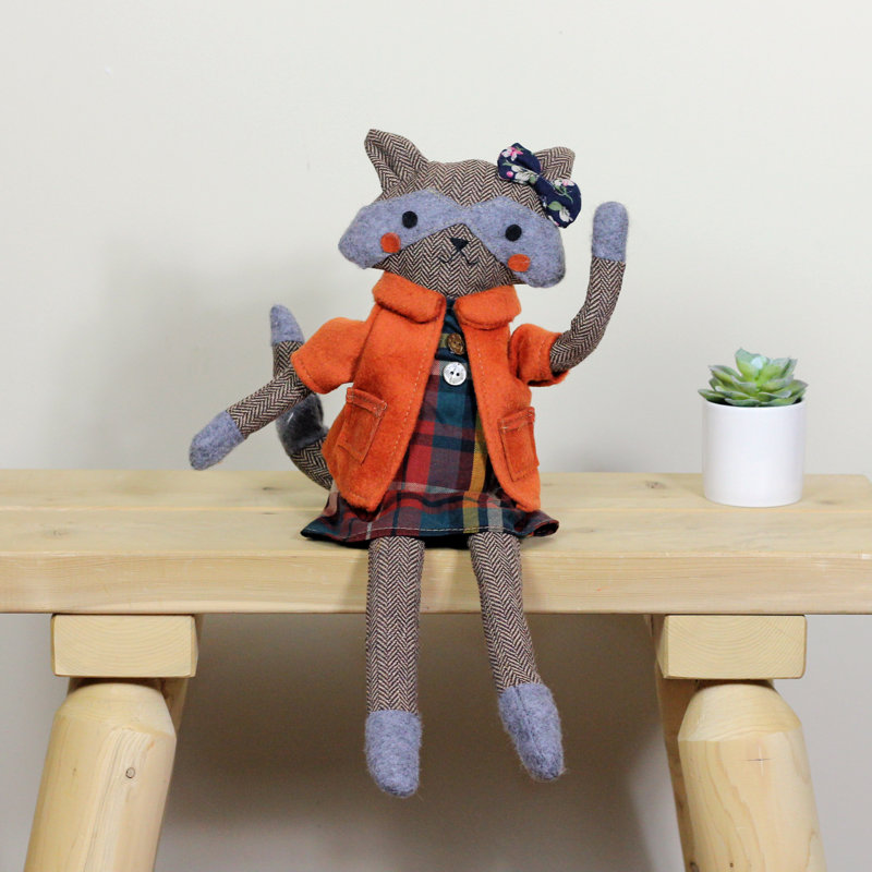 Peluche renard à chevrons brun et orange 17 "