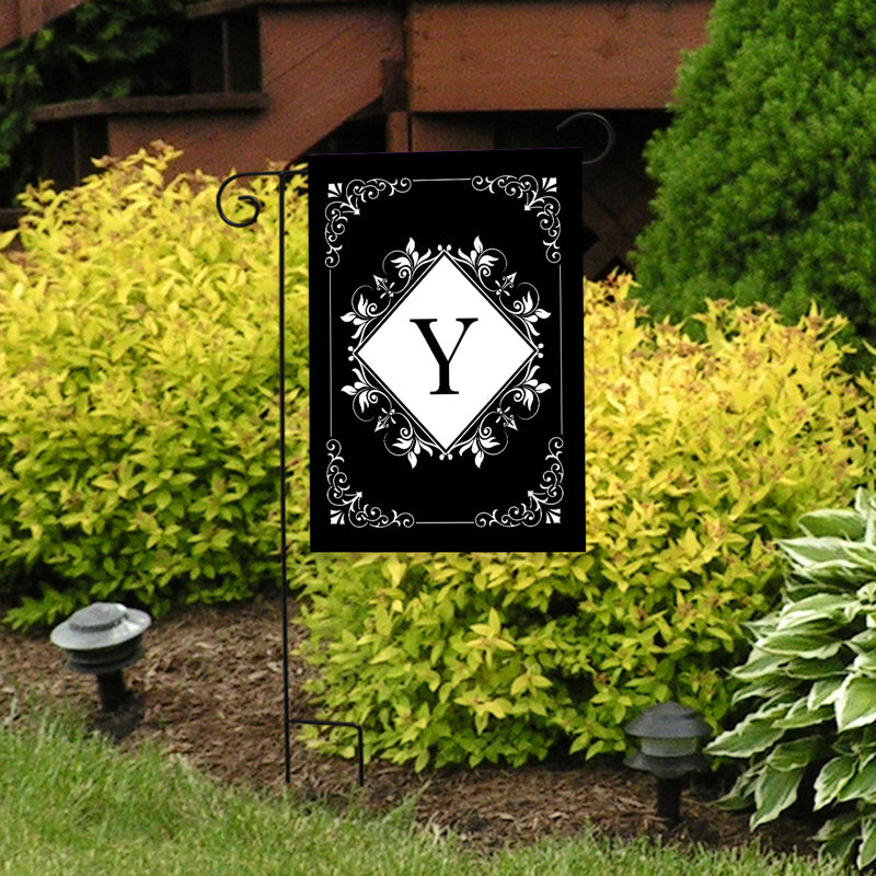 Drapeau de jardin noir et blanc avec monogramme en Y