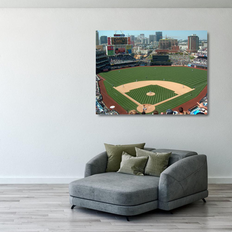 Petco Park, H 28 po x l 37 po