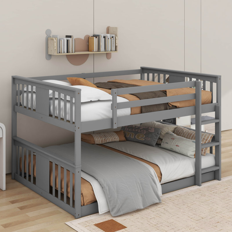 Lit superposé double au dessus d'un lit double avec échelle, Gris