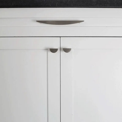 Half Moon 1 3/4" Length Knob