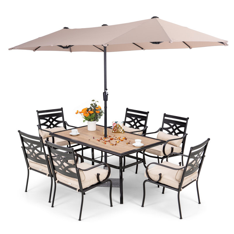 Ensemble de salle à manger rectangulaire pour 60 personnes avec coussins et parasol Alyah, Rouge