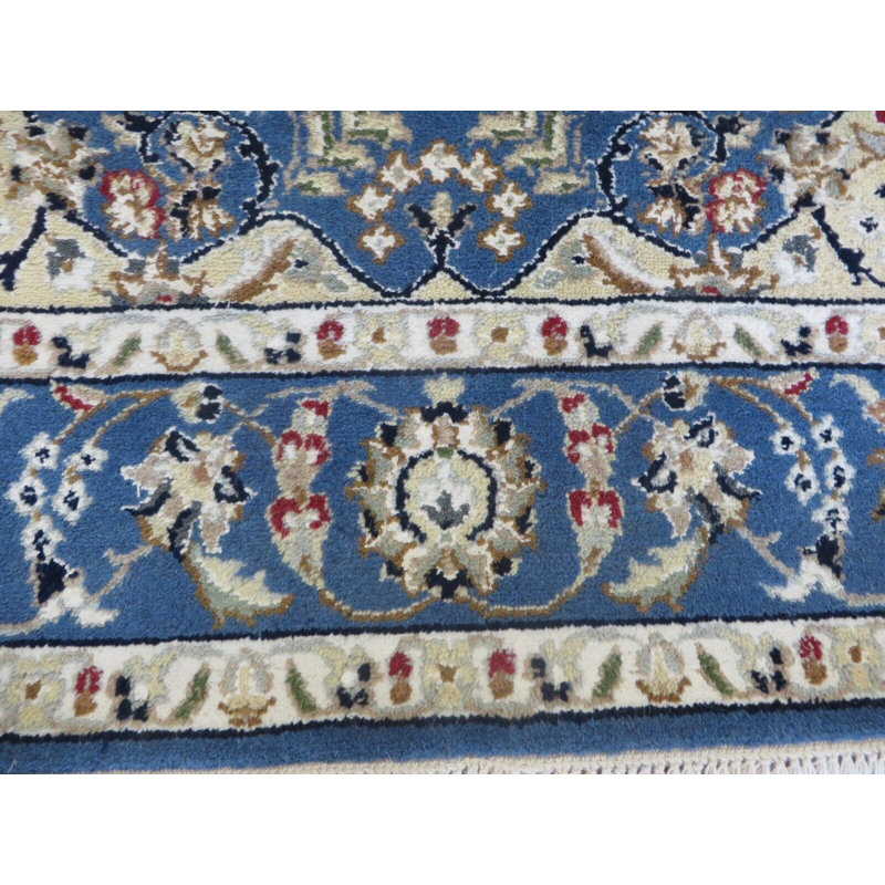 Tapis oriental bleu en soie noué à la main 4 pi 1 po x 6 pi 2 po 50C79A0FB27C46C2A46B07F2ECB459ED