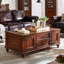 Table basse rectangulaire en bois massif noisette