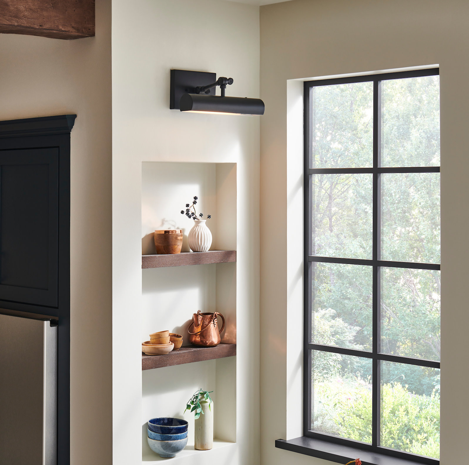 Hinkley Stokes Single Light Armed Sconce, Black