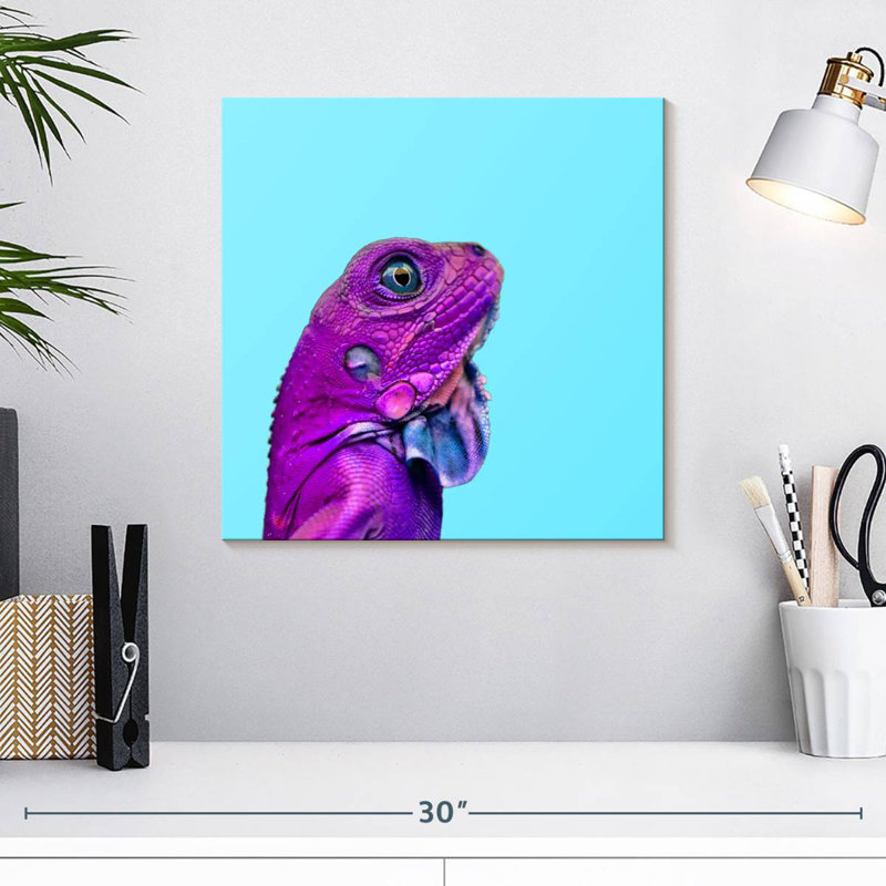 Crowle Lizard, 16" H x 16" W