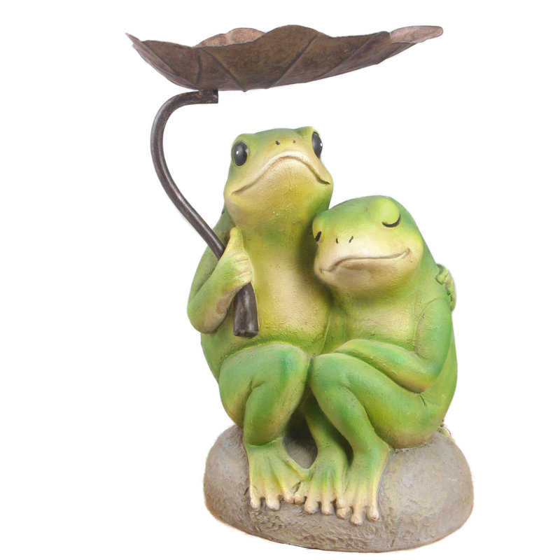 Green and Gray Resin Frog Couple Garden Statue with Leaf Umbrella