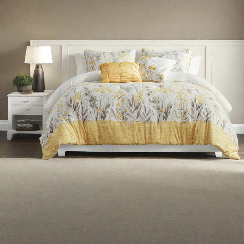 Comfortable Seersucker Bedding Sets, Polyester, Farmhouse Style, Perfect For Home