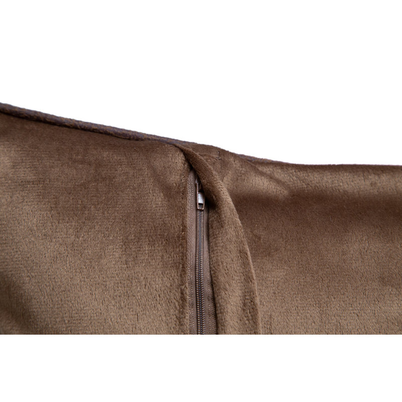 Coussin ours et rivets