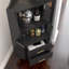 Armoire de coin avec 2 tablettes de rangement ouvertes et 2 tiroirs, armoire à miroir-723838852