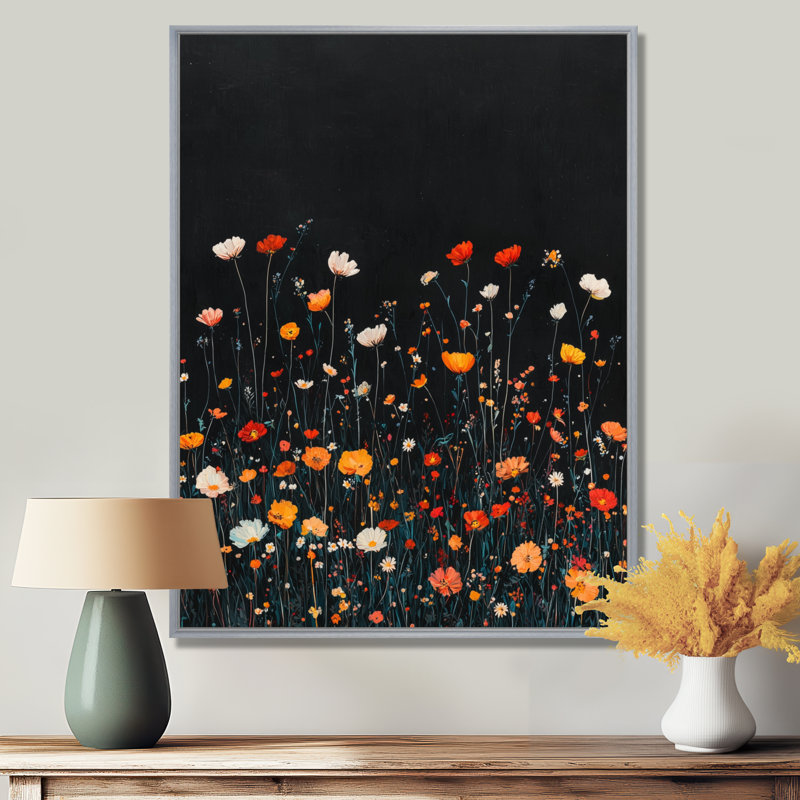 Fleurs d'oranger en pleine nuit dans la prairie - Imprimés encadrés de fleurs sauvages, Argent argent, H 40 po x l 30 po
