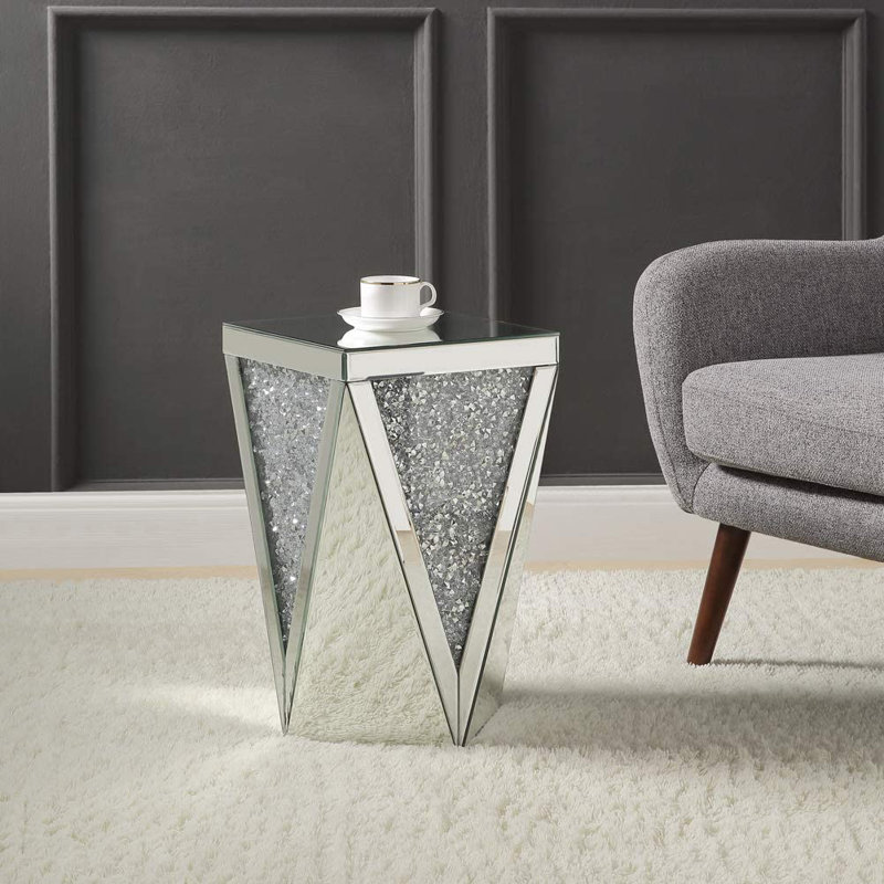 Ensemble de tables de bout en verre