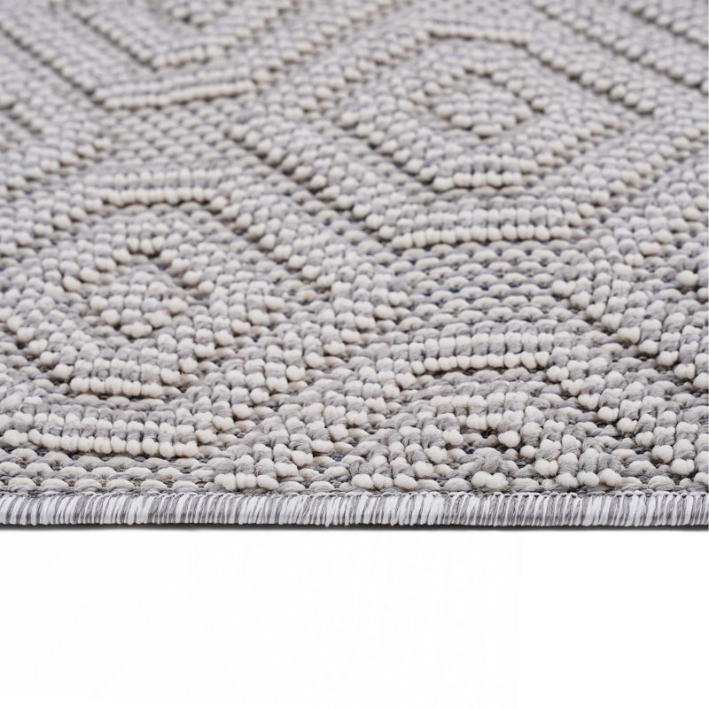 5X7 White /Geometric Indoor/Outdoor Area Rug, Rectangle 7'9" x 10'