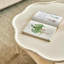 Ensemble de tables basses en noyer massif