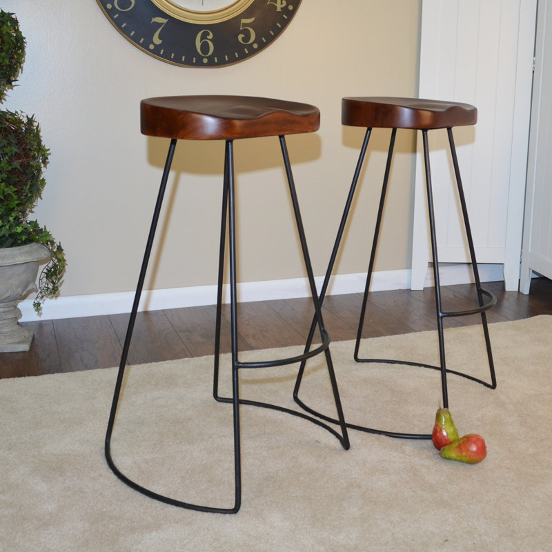 Keilia Solid Wood Bar & Counter Stool, Chestnut/Black, Bar Stool (31" Seat Height)