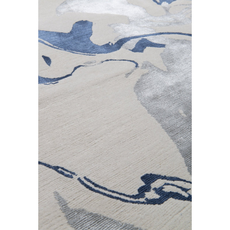 Echo Silver Area Rug, Rectangle 5' x 7'6"