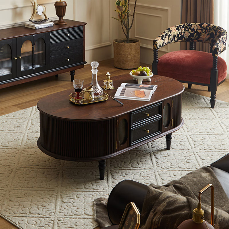 Table basse de style rétro classique français