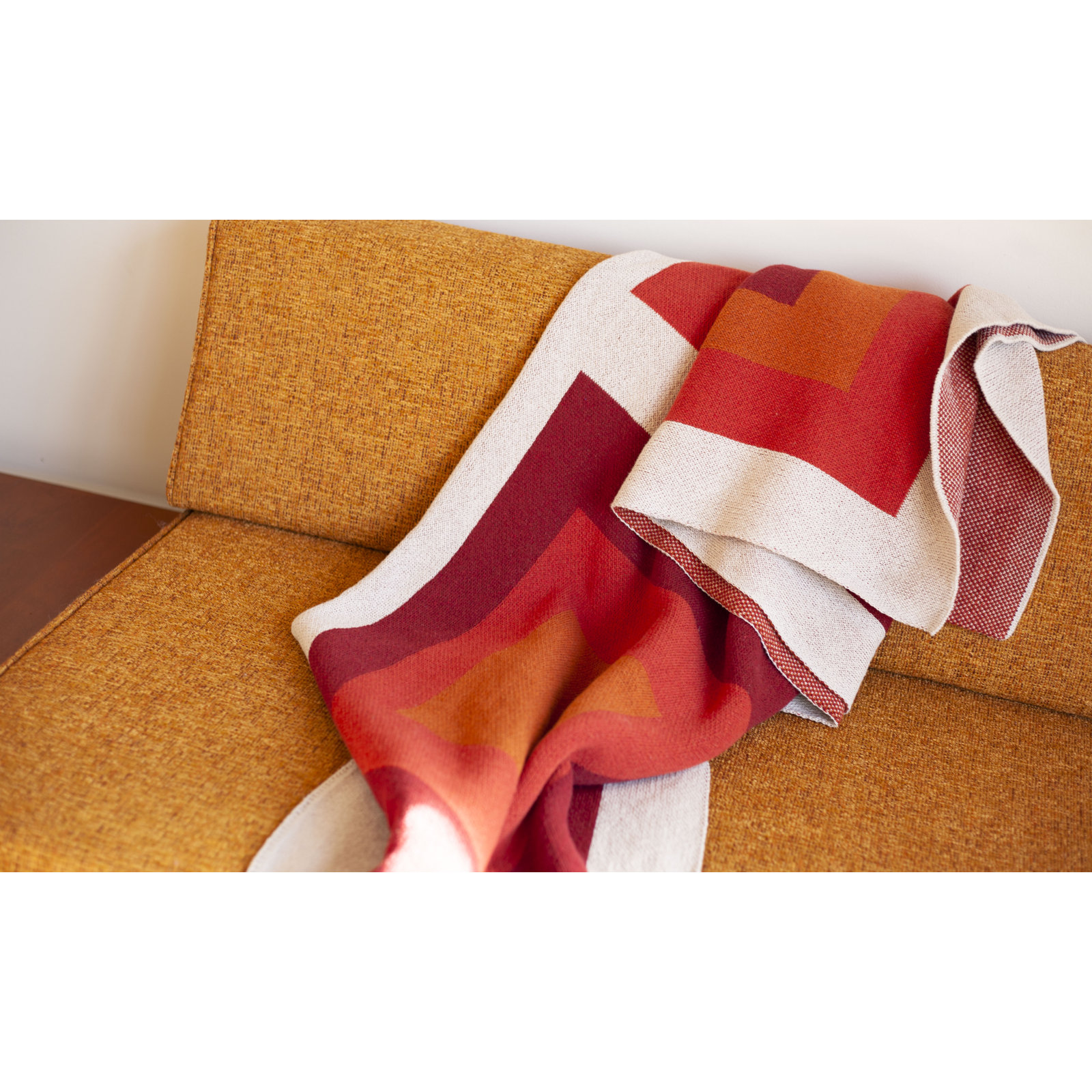 Modern Cotton Blend Knitted Throw Blanket, Red