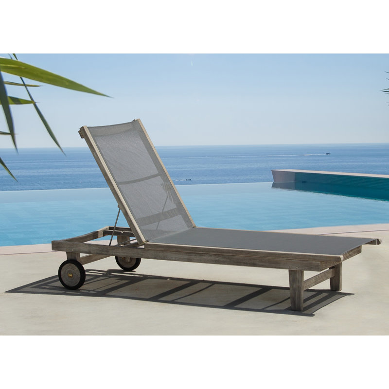 Chaise de patio en teck Navroop