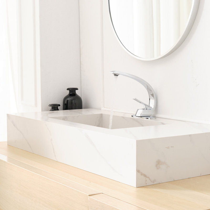 Single Hole Single-Handle Bathroom Faucet, Polished Chrome