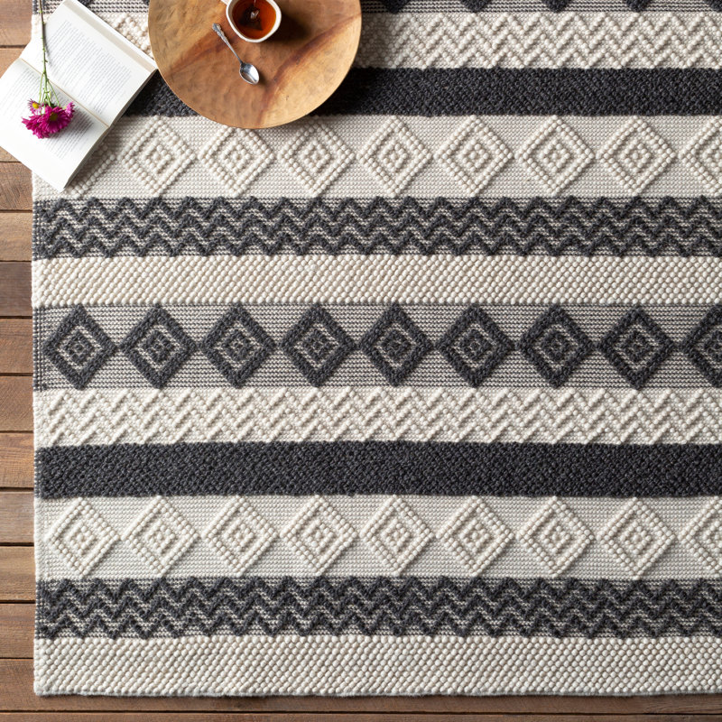 Jabaay Wool Geometric Indoor Rug, Rectangle 5' x 7'6"