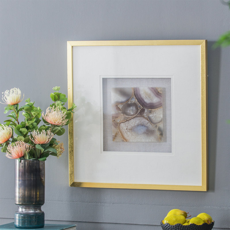 «Agate Shadow Box», art mural | 23,6 pouces or champagne × velours gris clair