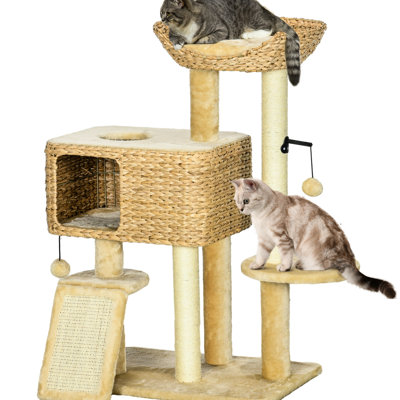 Arbre à chat intérieur 97 cm (38 po), beige. Équipé de poteaux à griffer, d'une rampe, de balles, d'une plateforme et d'un coussin. Conception confortable. Dimensions : 60 cm (23,5 po) de largeur x 40 cm (15,85 po) de profondeur x 98 cm (38,5 po) de hauteur. Convient aux chats pesant moins de 6 kg (13 lb). Assemblage requis.